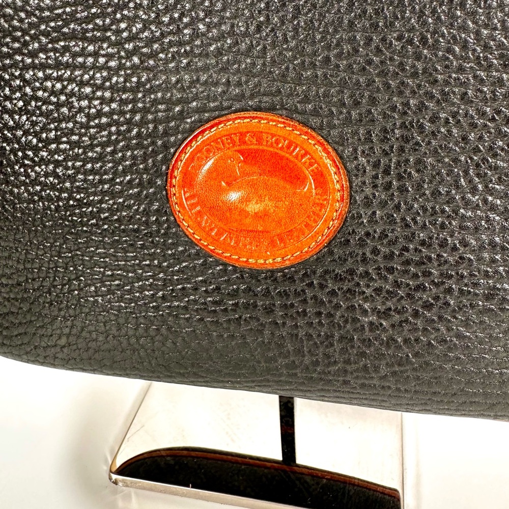 Dooney & Bourke Vintage Leather Shoulder Tote Bag - Picture 5 of 13
